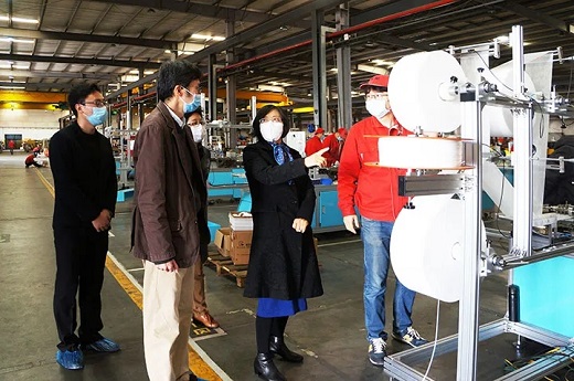 青浦区政协主席李华桂等向导莅临上海唬；；；；；4001老百汇网站调研