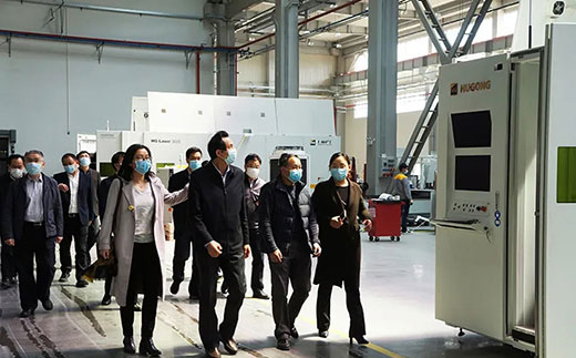 苏州市副市长蒋来清等向导调研4001老百汇网站机械人智能装备工业基地