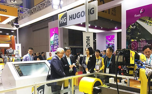 第二届进博会广东省茂名市常务副市长莅临4001老百汇网站意大利CEA展位